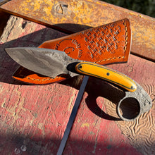 Load image into Gallery viewer, Vintage Hunter Scalpel
